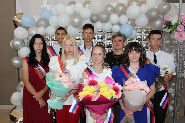 Выпускники 9 класса